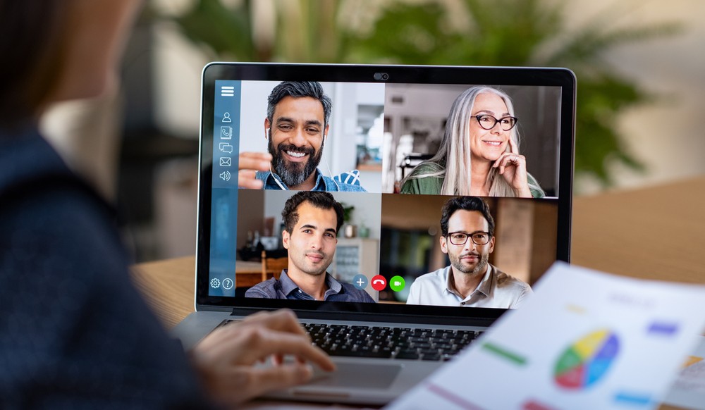 Regular meetings to enhance remote team collaboration efficiency